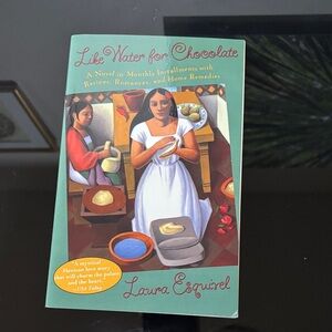Laura Esquivel's Like Water for Chocolate - Green Cover Edition